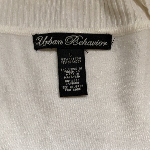 Urban Behavior V Neck Sweater - Picture 2 of 4